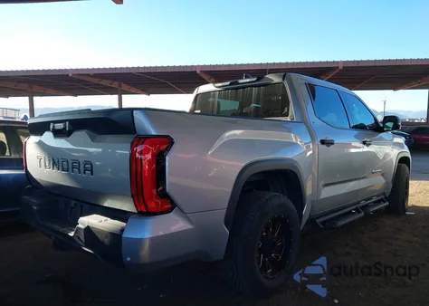 2022 Toyota Tundra Sr5 из США, поврежденный, VIN 5TFLA5AB6NX014619